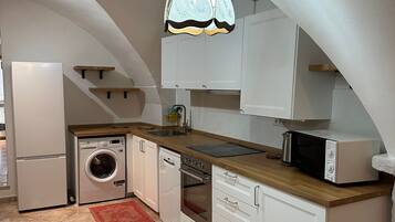 House, 2 Bedrooms, Garden View | Bahagian dalam