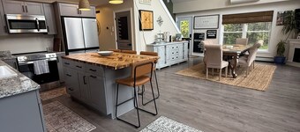 Woodland Retreat - Farm Stay- Near Acadia- HOT TUB- on other booking platform