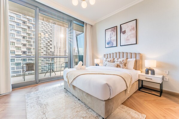 2 bedrooms, in-room safe, iron/ironing board, free WiFi