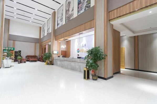 Bar-salon dans le hall