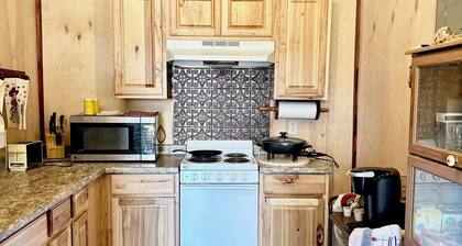 Lawrence's Llano River Tree Haus
