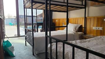 1 bedroom, WiFi, bed sheets