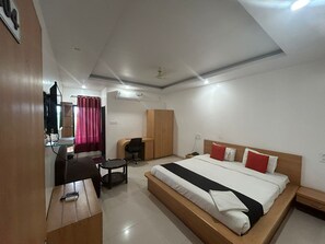 Schreibtisch, kostenloses WLAN