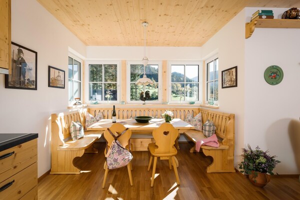 Apartment Ausseerland Near Ski Slopes - Grundlsee