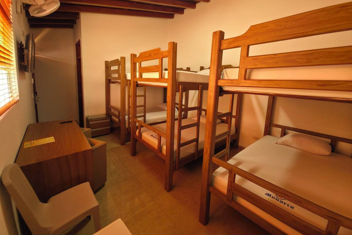 Laptop workspace, free WiFi, individually furnished, bed sheets