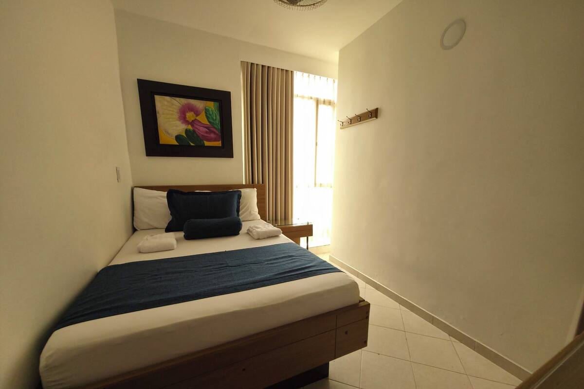 Laptop workspace, free WiFi, individually furnished, bed sheets