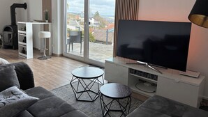 Unclassified image, 5 of 50, button - Unique view and great ambience (Laubenheim)