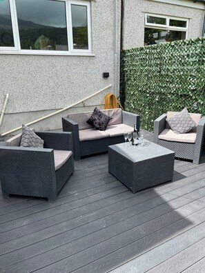Terrace/patio - 4-6 Guests in centre location with stunning views (Llanberis)