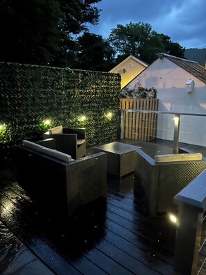 Terrace/patio - 4-6 Guests in centre location with stunning views (Llanberis)