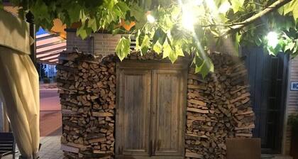 Kleine Wohnung im > im Konzept Flieger < 2 Stockwerke