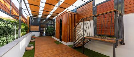 Apartment | Terrace/patio