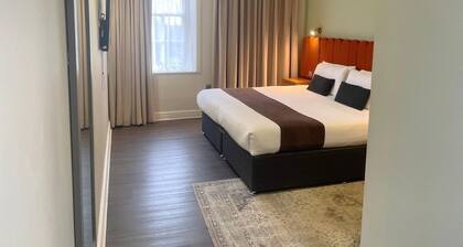 HNFC Stays -En-Suit with Parking