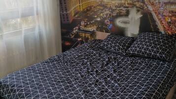 2 slaapkamers, een strijkplank/strijkijzer, wifi, beddengoed