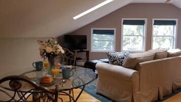 Smart TV, DVD player