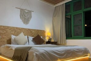 Room - Hemuyuan Hotel (Fenghuang)