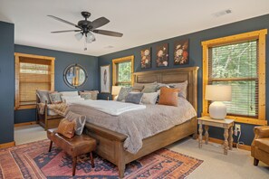 3 bedrooms, travel cot, free WiFi, bed sheets - Welcome to Lodge Lorien! (Ranger)