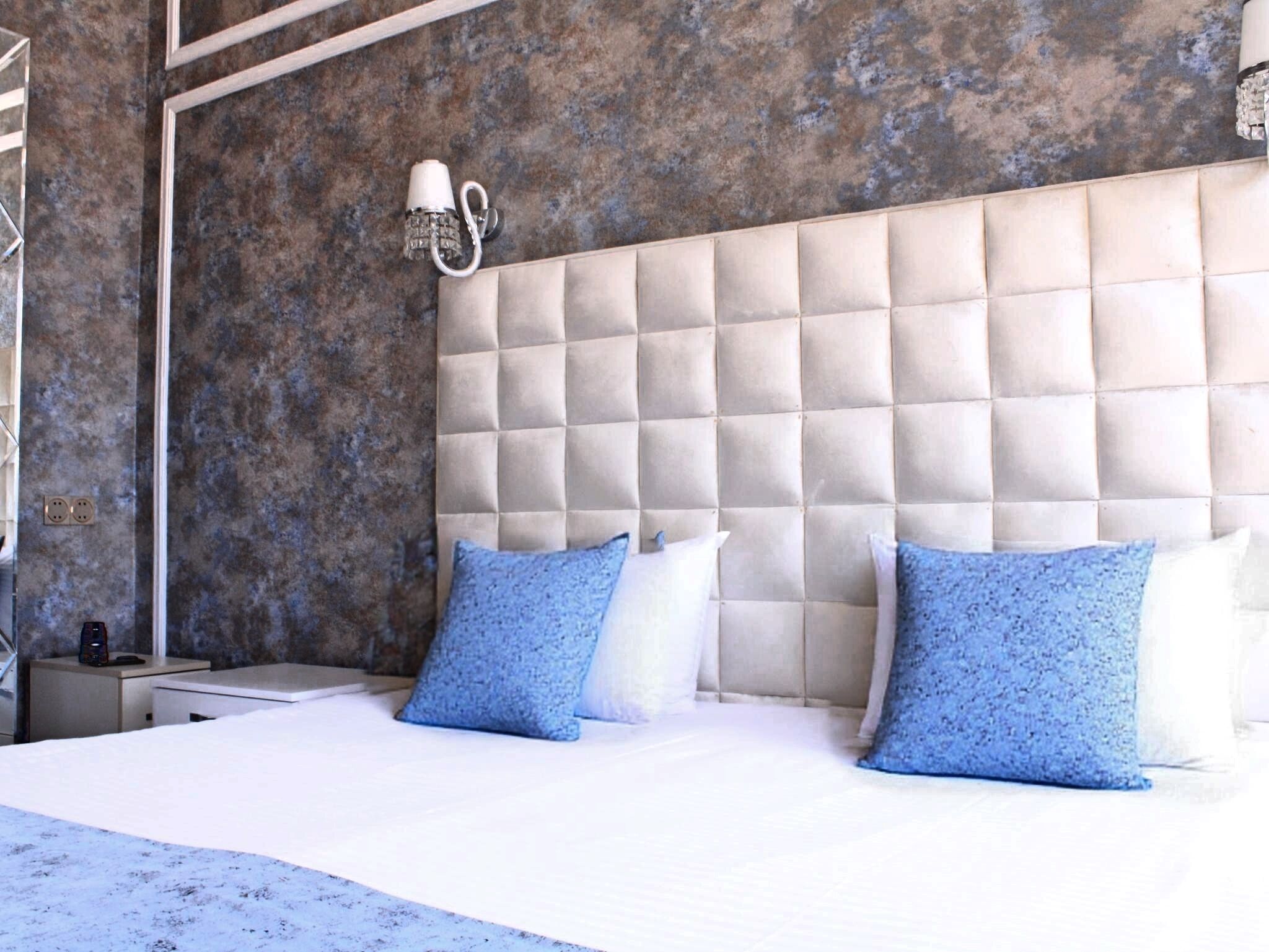 Premium bedding, Select Comfort beds, minibar, individually decorated