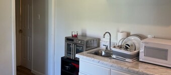 Spacious 5-bedroom house in awesome school district with WiFi