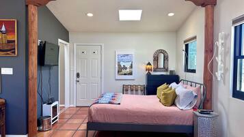 1 habitación, escritorio, tabla de planchar con plancha y wifi gratis