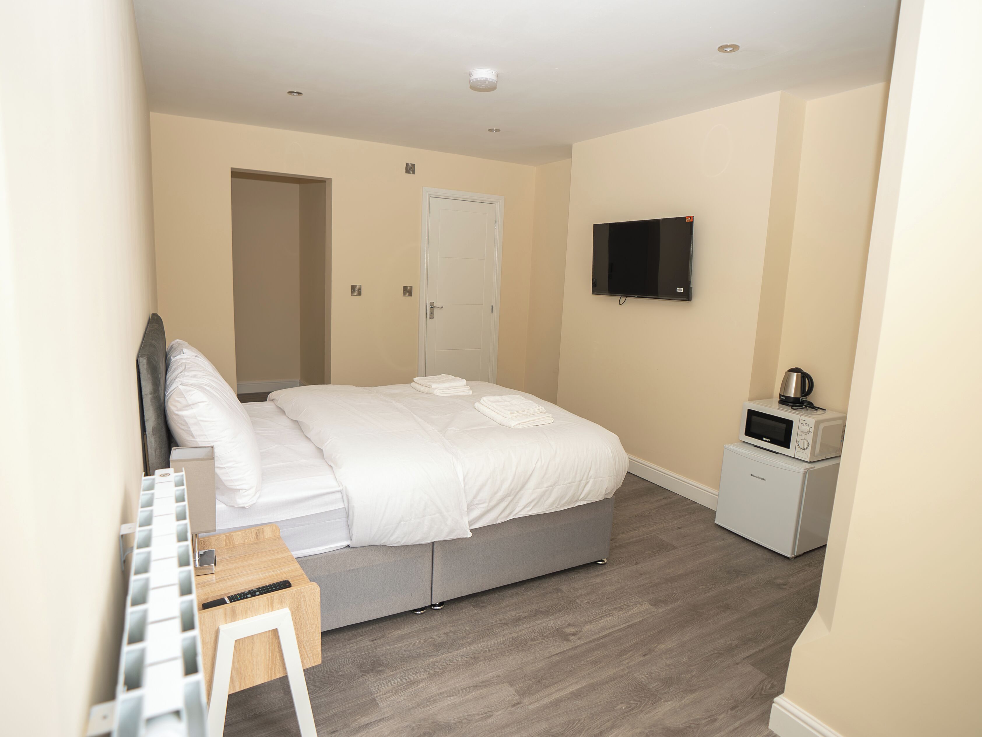 高級雙人房, 公園景觀 | 遮光布/窗簾、熨斗/熨衣板、免費無線上網