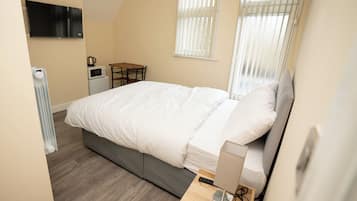 Economy Double Room, Park View | Blackout curtains, iron/ironing board, free WiFi