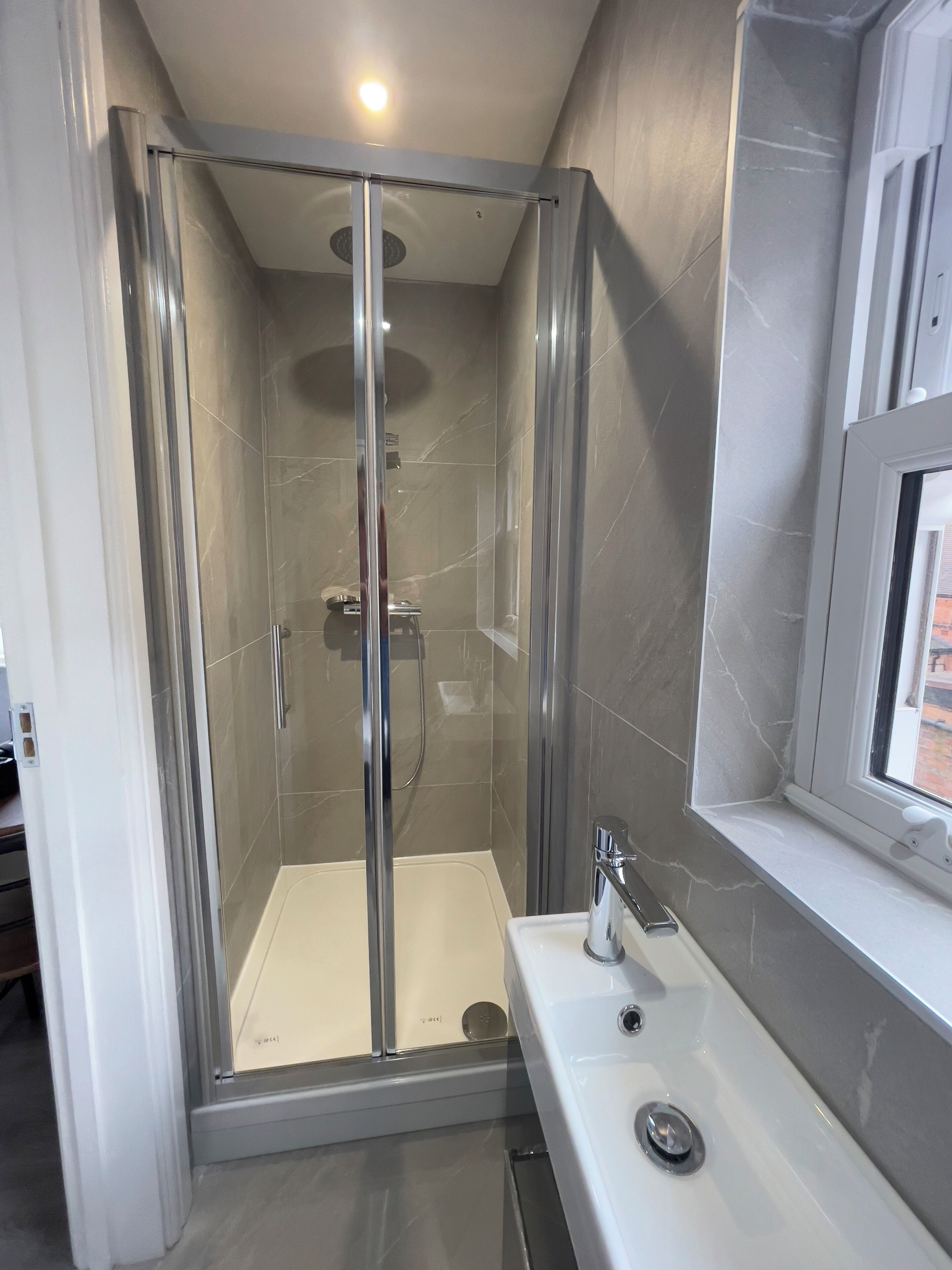 Economy Single Room, Park View | Bathroom