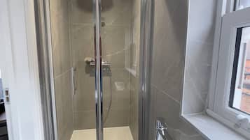 Economy Single Room, Park View | Bathroom