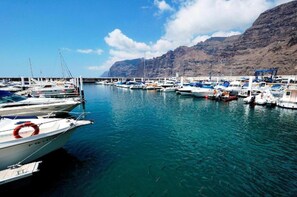 Apartment | Marina - Ocean View-2 Bed-sleeps 4-pueblo Marinero (Santiago del Teide)