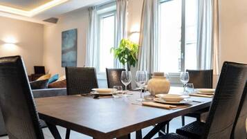 Dineren