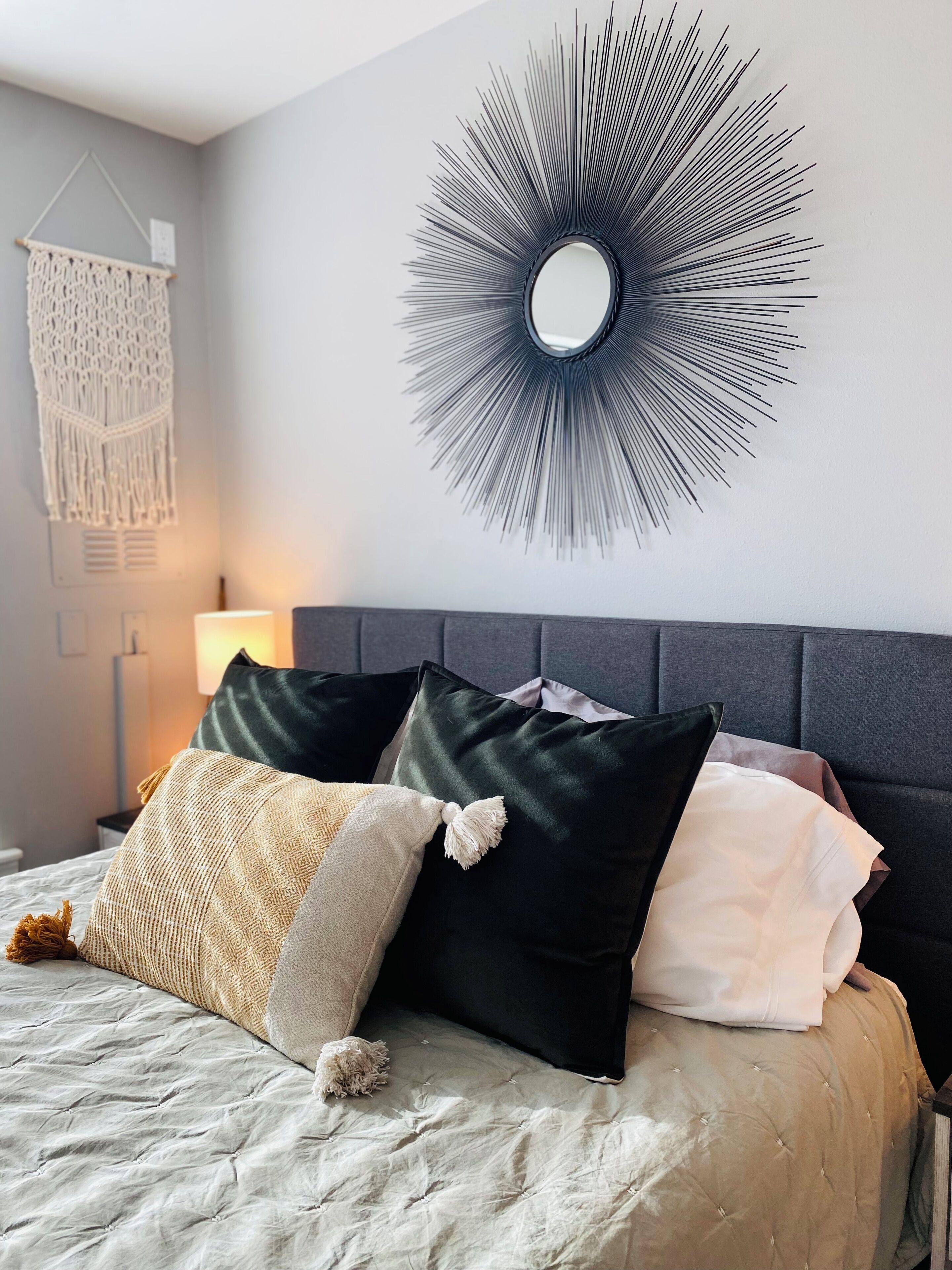 1 habitación, tabla de planchar con plancha, cuna de viaje y wifi 