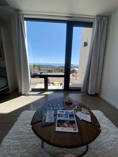 Premier Host ★ Beautiful, Spotless & Perfectly Located