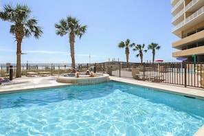 Indoor pool - Seawind 1601։Beach Access (Gulf Shores)