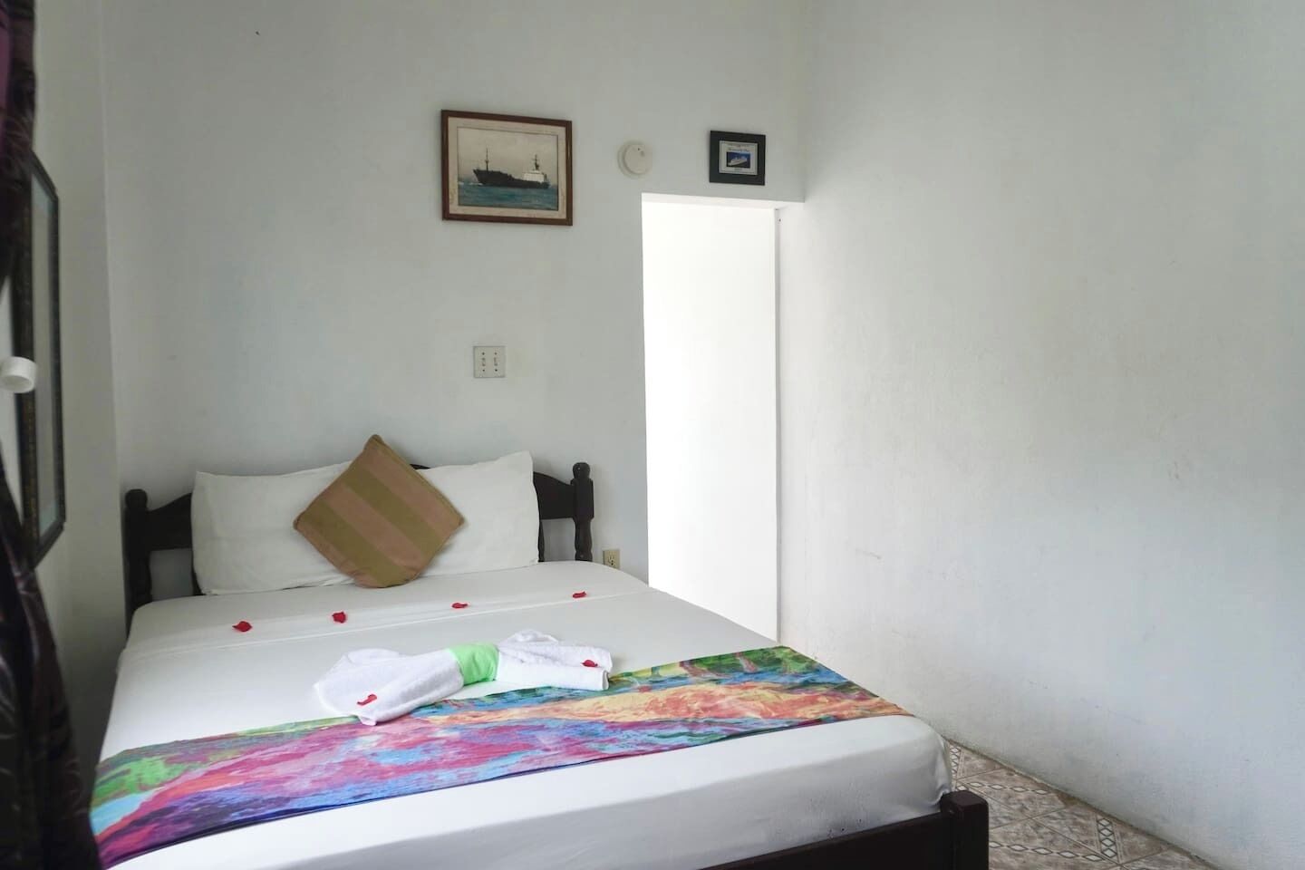 1 bedroom, in-room safe, free WiFi, bed sheets