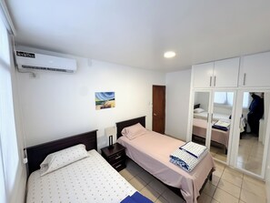 4 bedrooms, WiFi, bed sheets