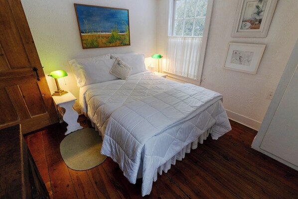 5 bedrooms, iron/ironing board, travel crib, free WiFi