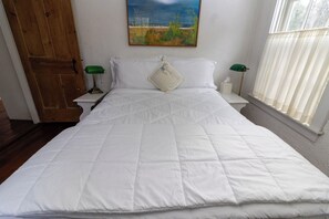 5 habitaciones, tabla de planchar con plancha y cuna de viaje 