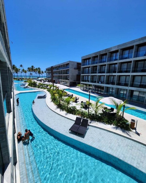 10 piscinas al aire libre