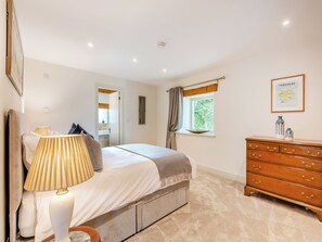 3 bedrooms, free WiFi, bed sheets - 3 bedroom accommodation in Hanlith (Hanlith)