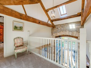 Interior - 3 bedroom accommodation in Hanlith (Hanlith)