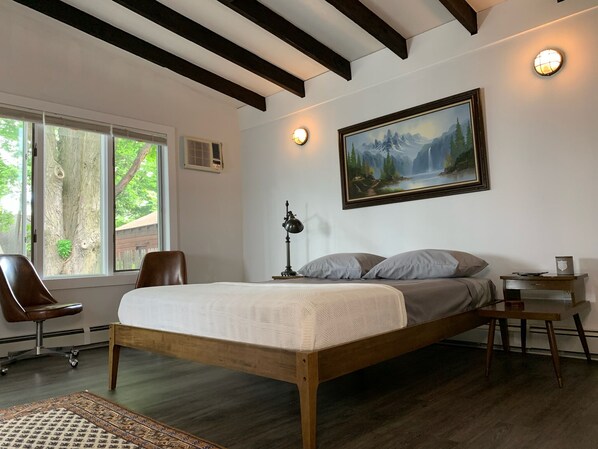 1 chambre, bureau, fer et planche à repasser, Wi-Fi gratuit