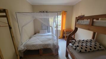 Family Triple Room | Desk, laptop workspace