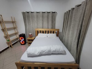 Comfort Studio, Park View | Desk, laptop workspace - Safari junction backpackers hostel (Iringa)