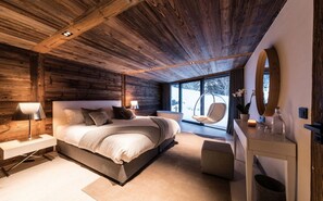 5 habitaciones, tabla de planchar con plancha y wifi gratis