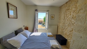 6 bedrooms, iron/ironing board, travel crib, free WiFi
