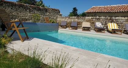 Bienvenue au Domaine de Brignon, gĂźte familial dans une ancienne ferme viticole