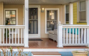 Exterior detail - 2-bed Luxury Ground Floor Unit in charming Ocean Grove - steps from beach! (Neptune Township)