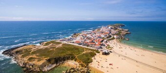 Casa Iroko: Modern villa, private pool, 4 bedrooms, landscape garden, quiet area