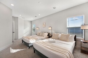 4 bedrooms, desk, iron/ironing board, free WiFi