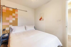 1 chambre, fer et planche Ă repasser, Wi-Fi, draps fournis