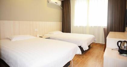 Yuejia Hotel (Shanghai Minhang Jiaoda)